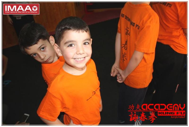 Kung Fu Bambini Academy Italia di Sifu Salvatore Mezzone Wing Tjun Ving Tsun Chun cinene artimarziali tradizionali e sport da combattimento Caserta accademia nazionale (8)